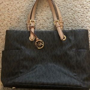 Michael Kors purse